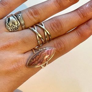 Beautiful Mexican Laguna Lace Agate Ring